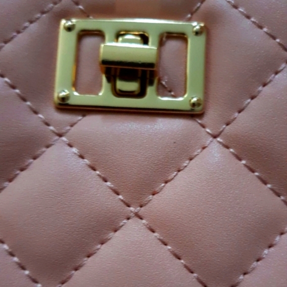 Pink Quilted Puffy Tote Handbag with Gold Chain - Picture 5 of 8